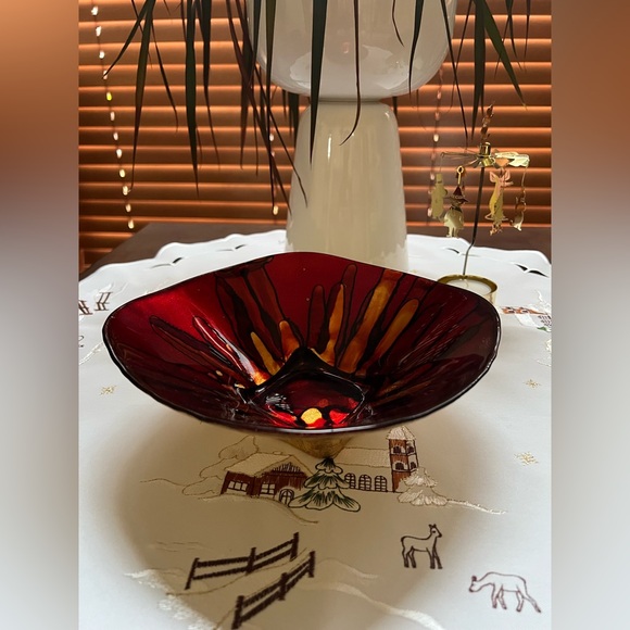 Pier 1 Decorative Glass Bowl Abstract Design in Dark Red and Gold - Picture 11 of 12